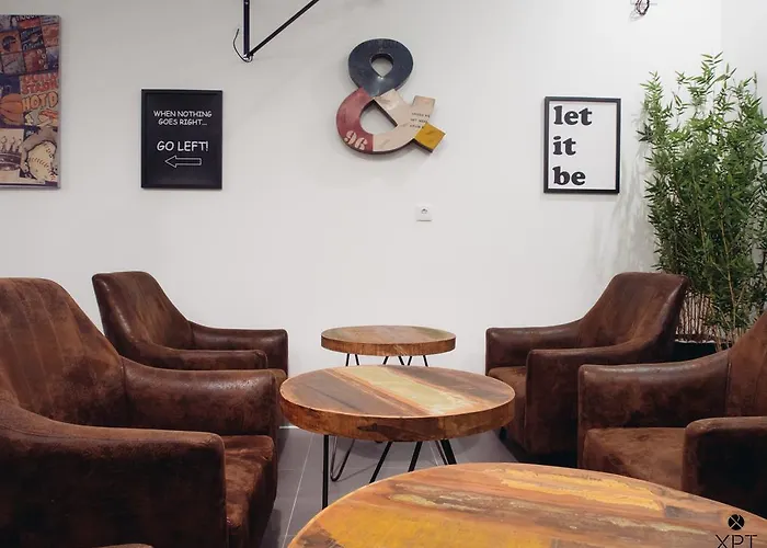 Xpt - Local بيت ضيافة