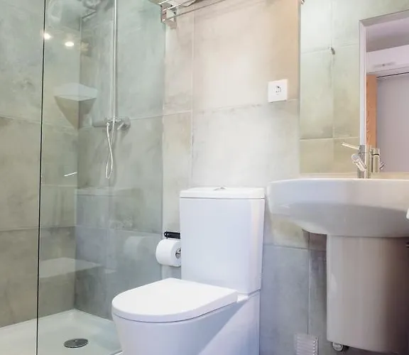 بيت ضيافة Xpt - Local