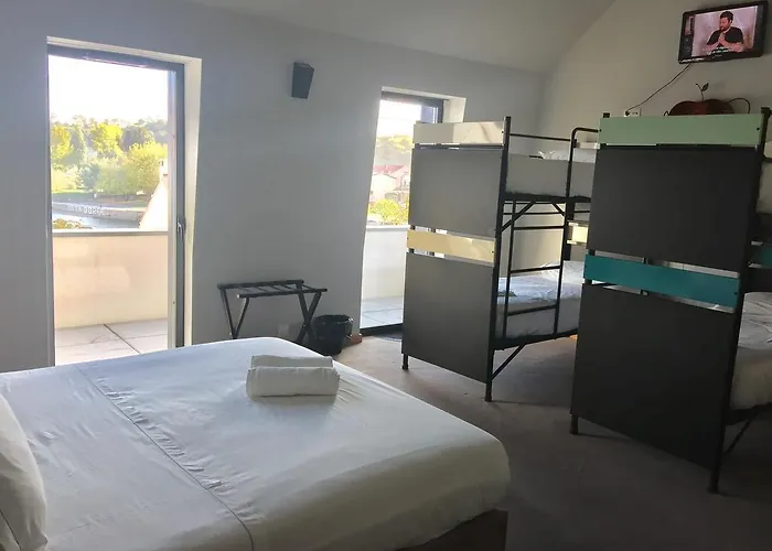 Xpt - Local بيت ضيافة